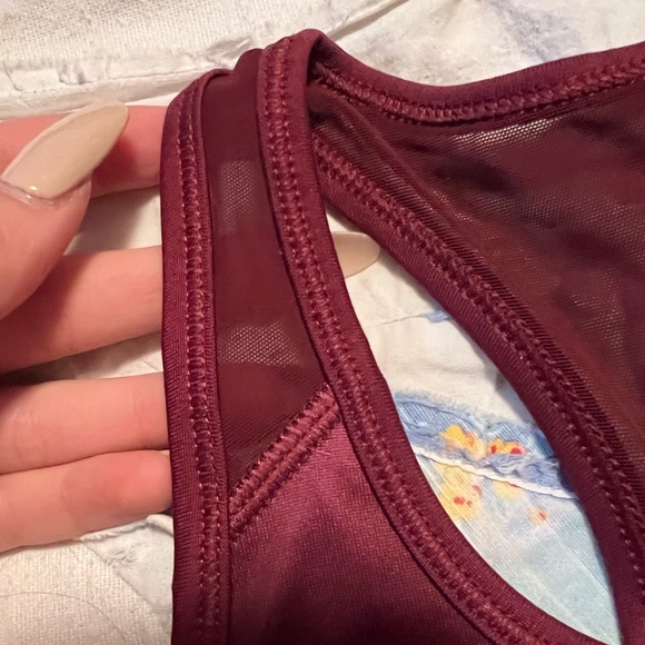 Old navy sports bra - Picture 3 of 7